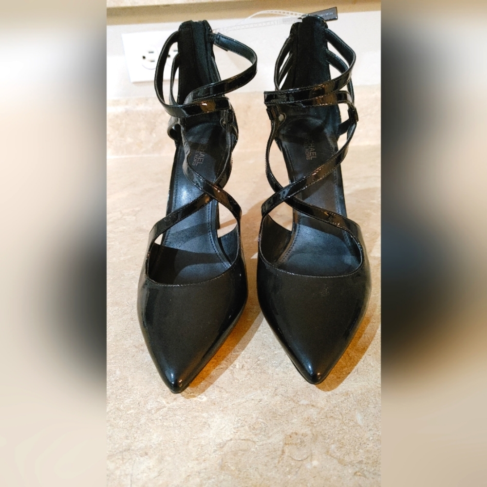 BEAUTIFUL LADIES SHOES